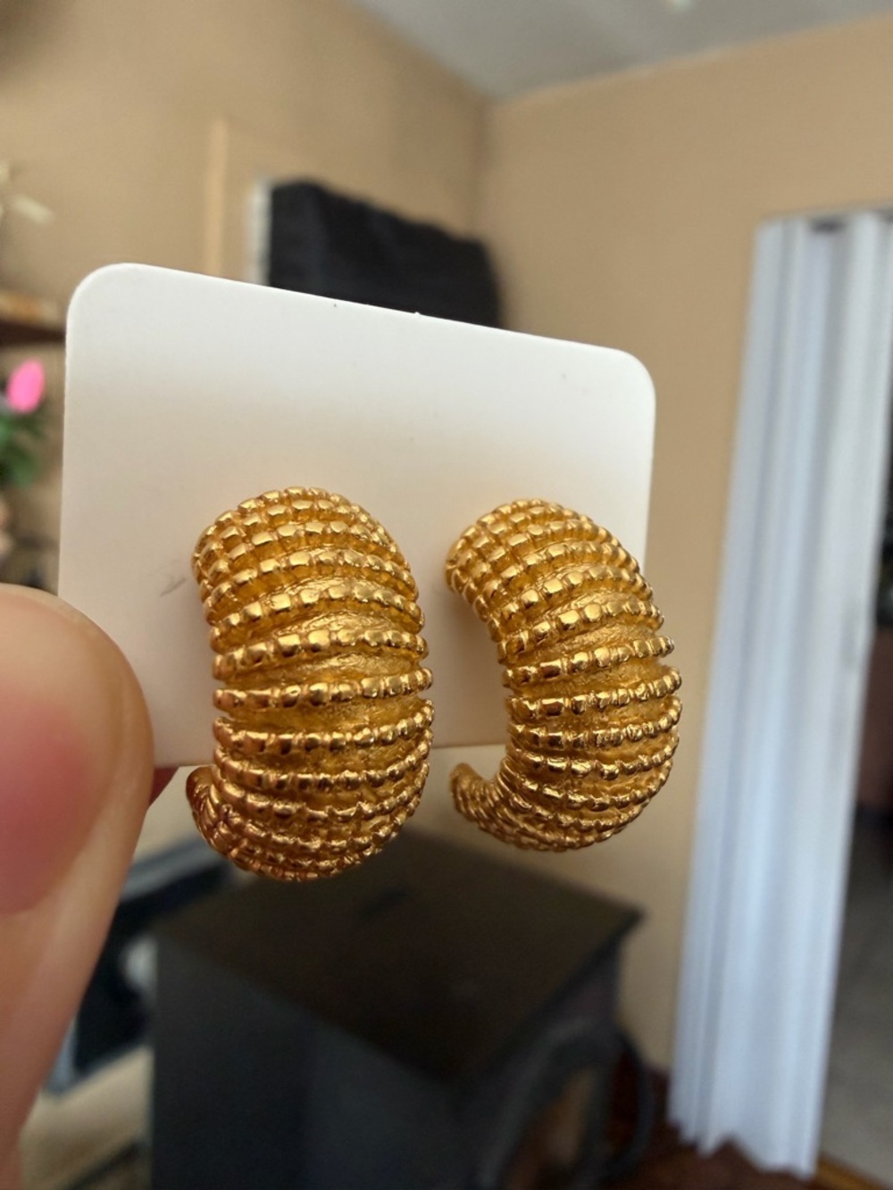 Vintage Trifari Gold Textured Ribbed Hoop Earrings